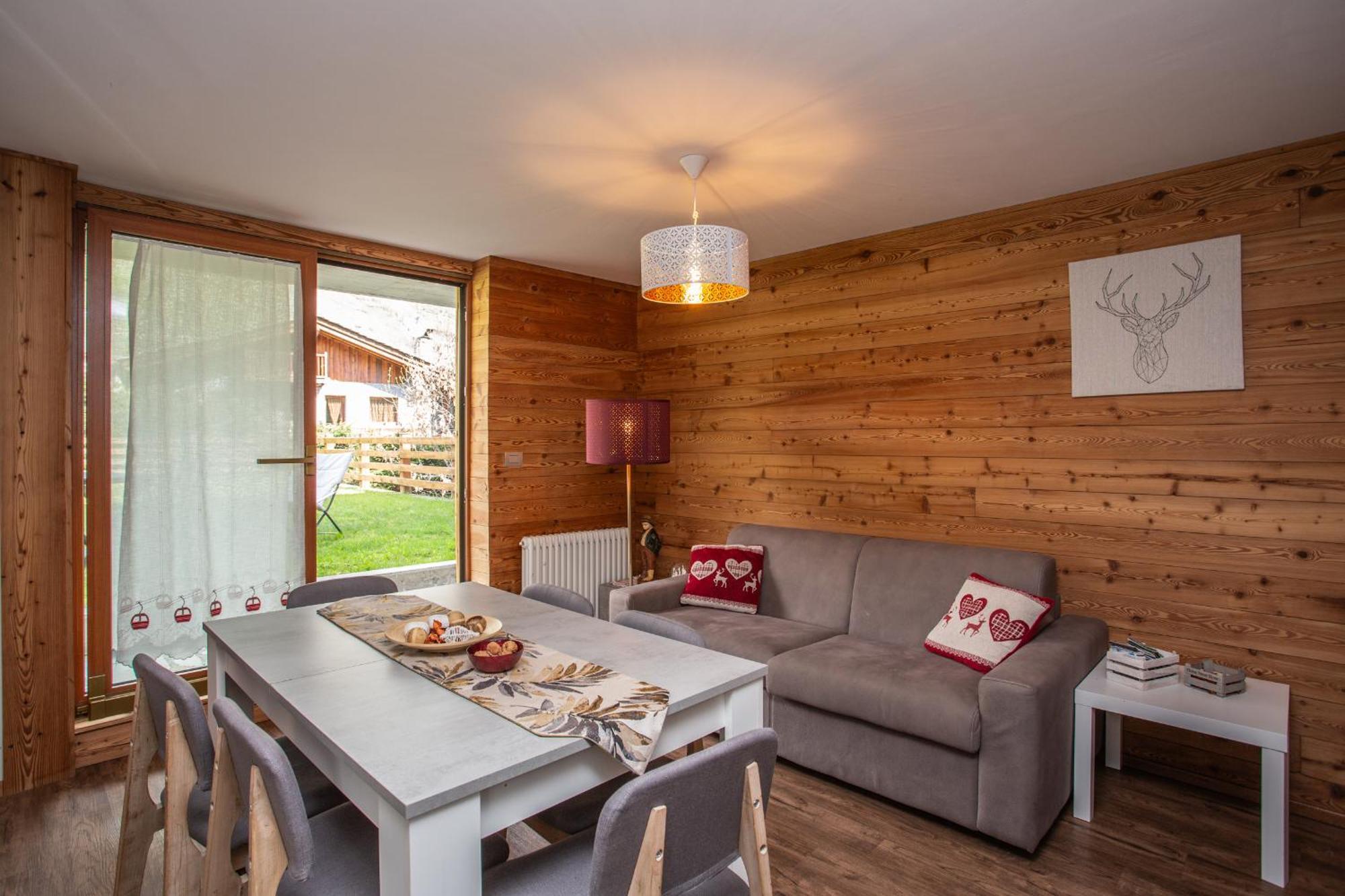 La Casa Di Matilde - Trilocale Vicinissimo Alle Piste Da Sci La Thuile Luaran gambar