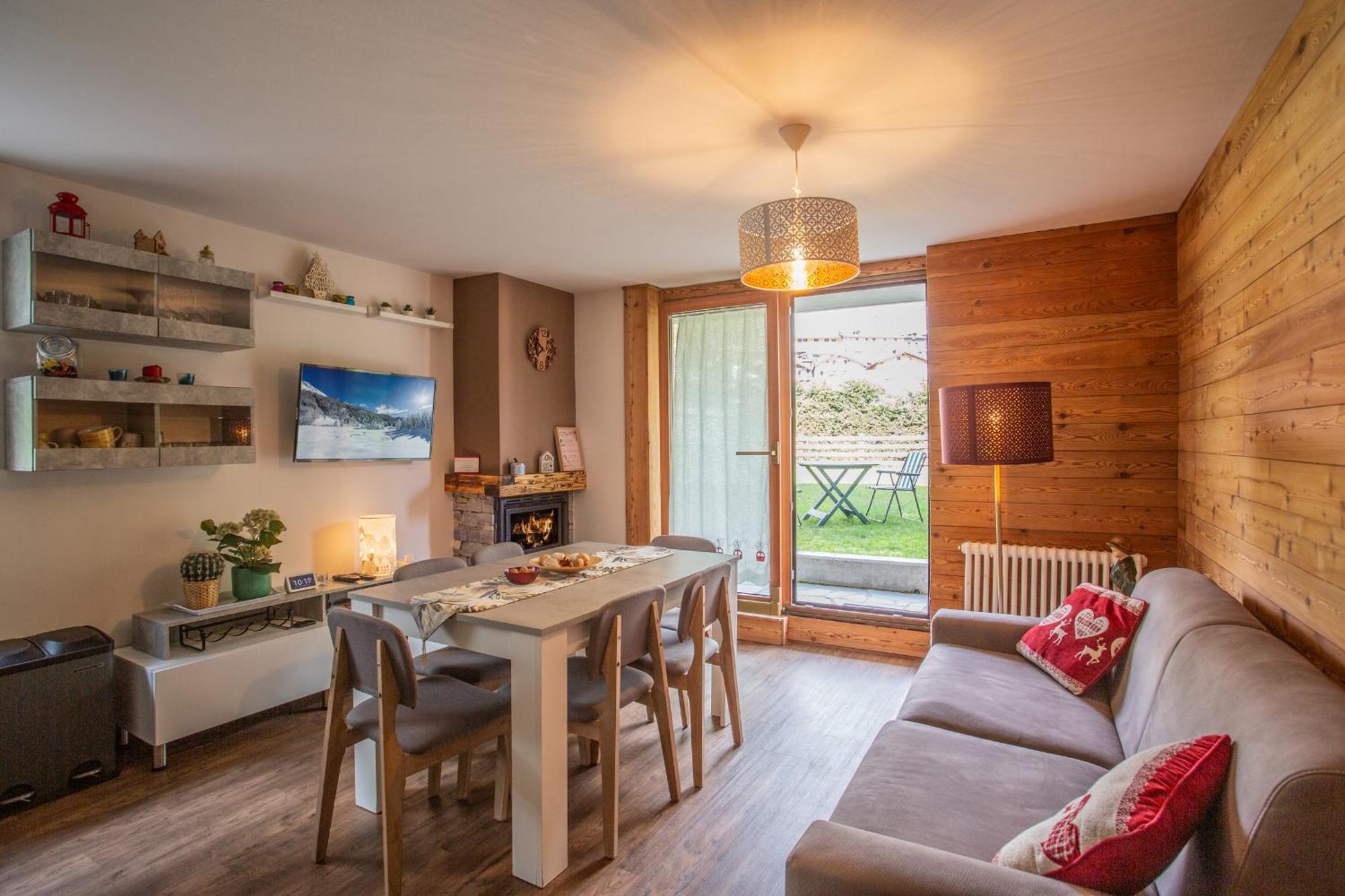 La Casa Di Matilde - Trilocale Vicinissimo Alle Piste Da Sci La Thuile Luaran gambar