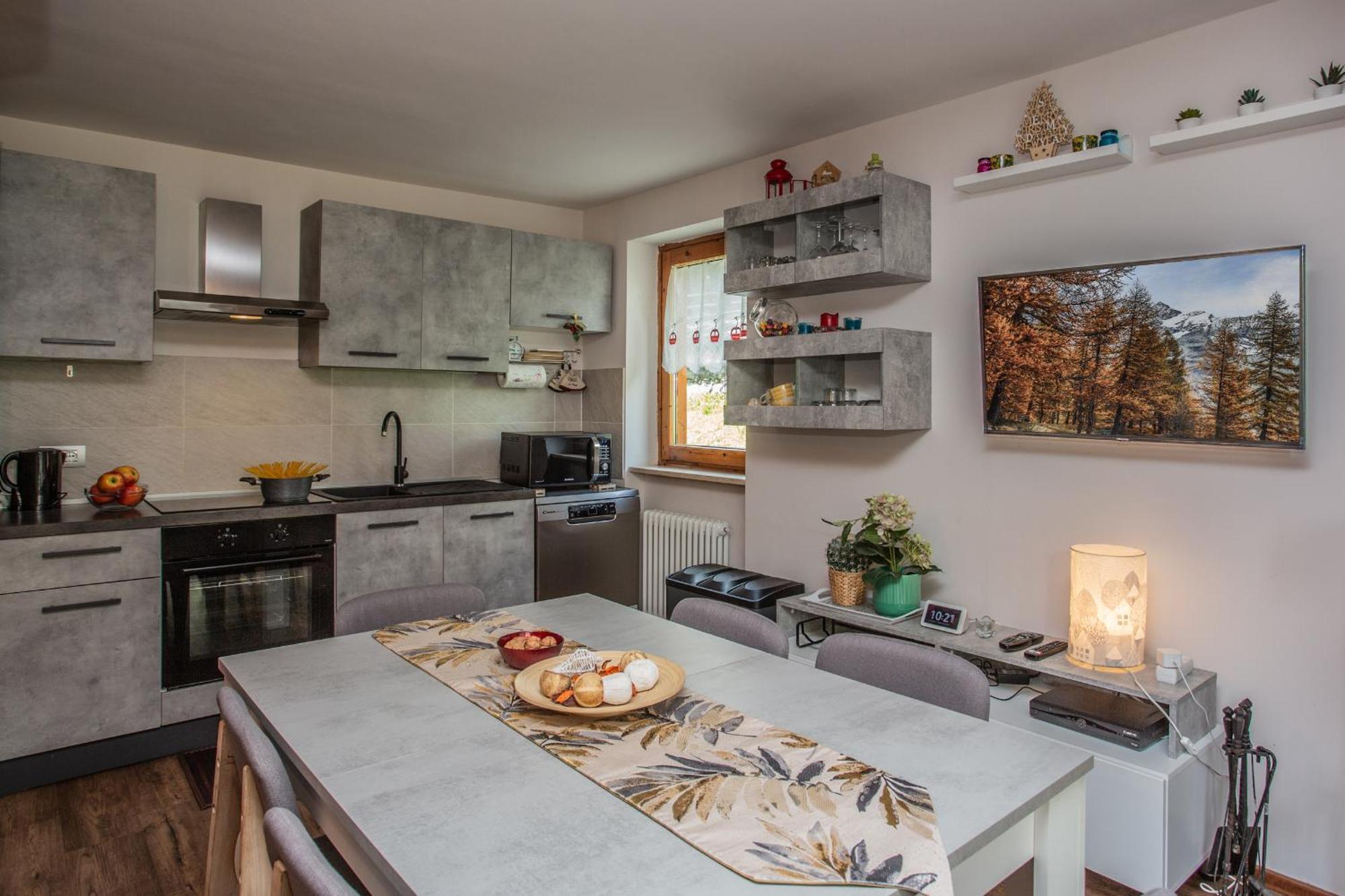 La Casa Di Matilde - Trilocale Vicinissimo Alle Piste Da Sci La Thuile Luaran gambar